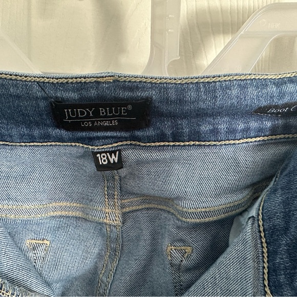 Lot of Judy Blue Jeans size 18W - Picture 4 of 11